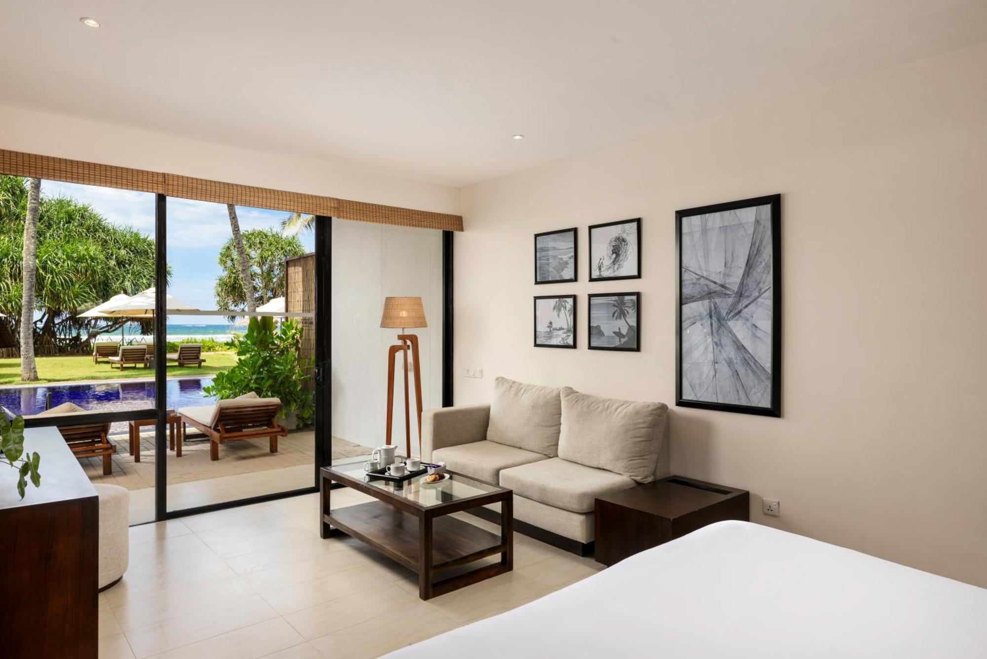 Ekho Surf Hotell Bentota Exteriör bild