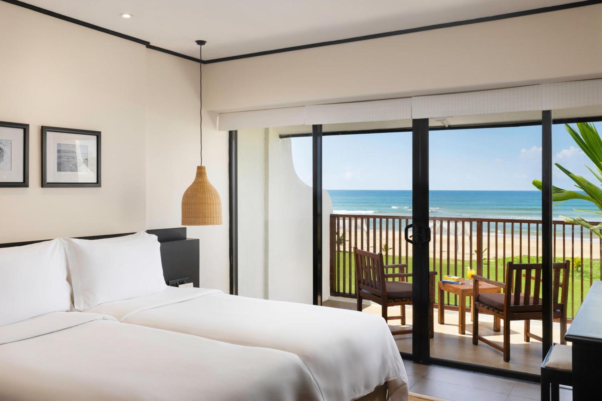 Ekho Surf Hotell Bentota Exteriör bild
