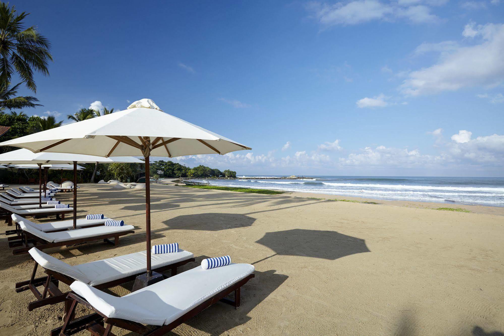 Ekho Surf Hotell Bentota Exteriör bild
