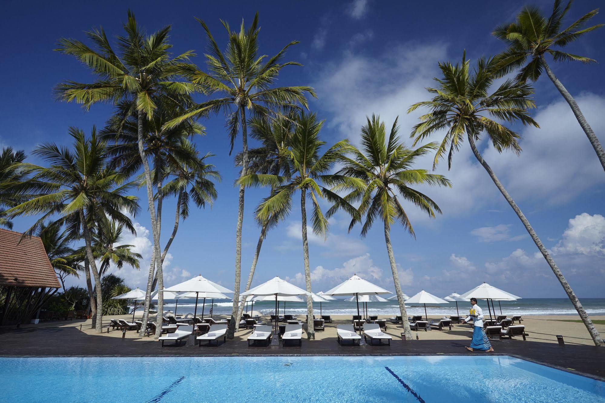 Ekho Surf Hotell Bentota Exteriör bild